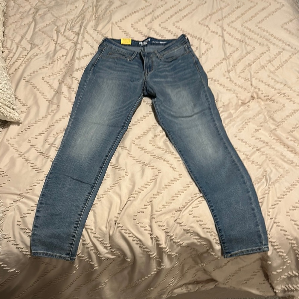 Denizen from Levi's Light Blue Skinny Jeans